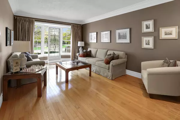 Oakville, ON L6M 1K1,1152 Rushbrooke DR
