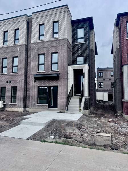 231 Burke ST, Hamilton, ON L8B 2A9