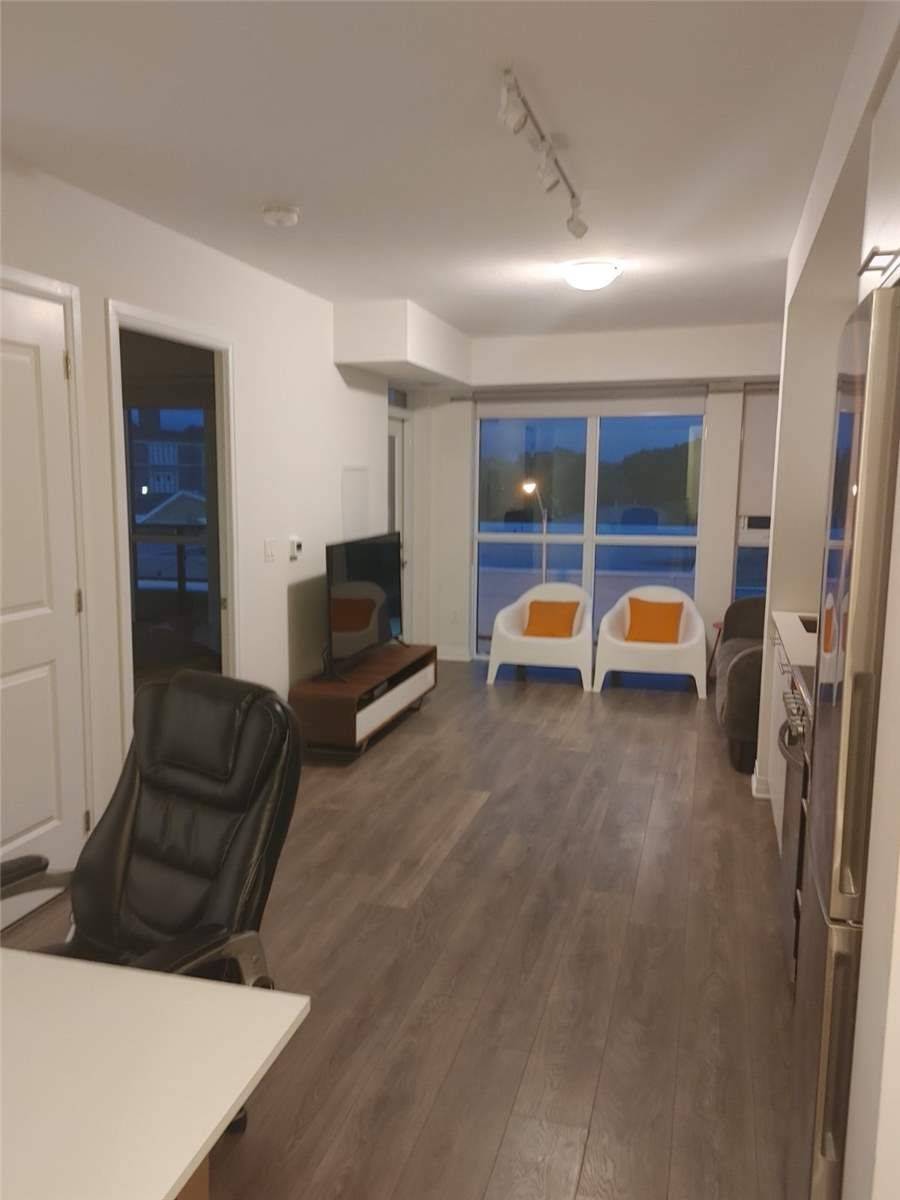 Toronto E02, ON M4C 1K5,2301 Danforth AVE #421