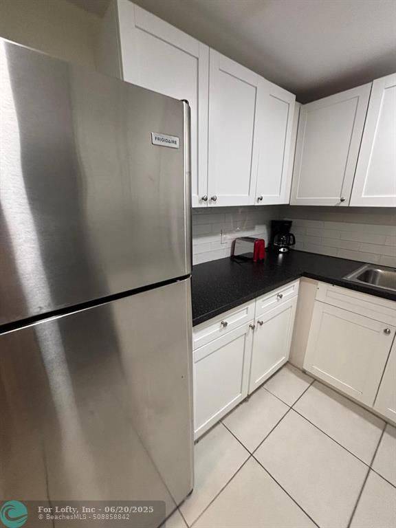 Lighthouse Point, FL 33064,2131 NE 41st St  #104