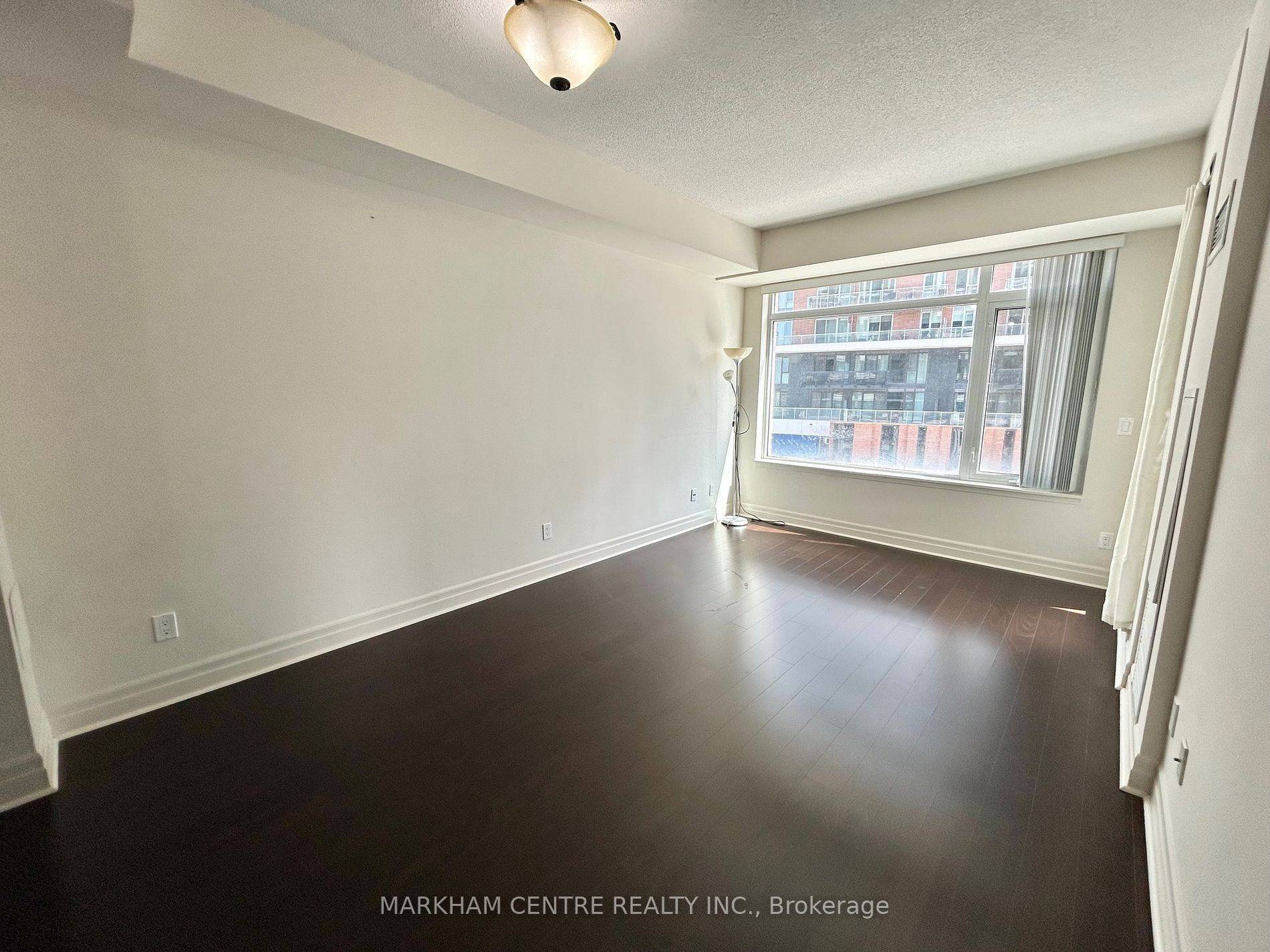 Markham, ON L6G 0E3,8110 Birchmount RD #411