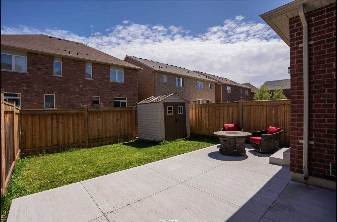 Brampton, ON L6R 3S1,91 Templehill RD