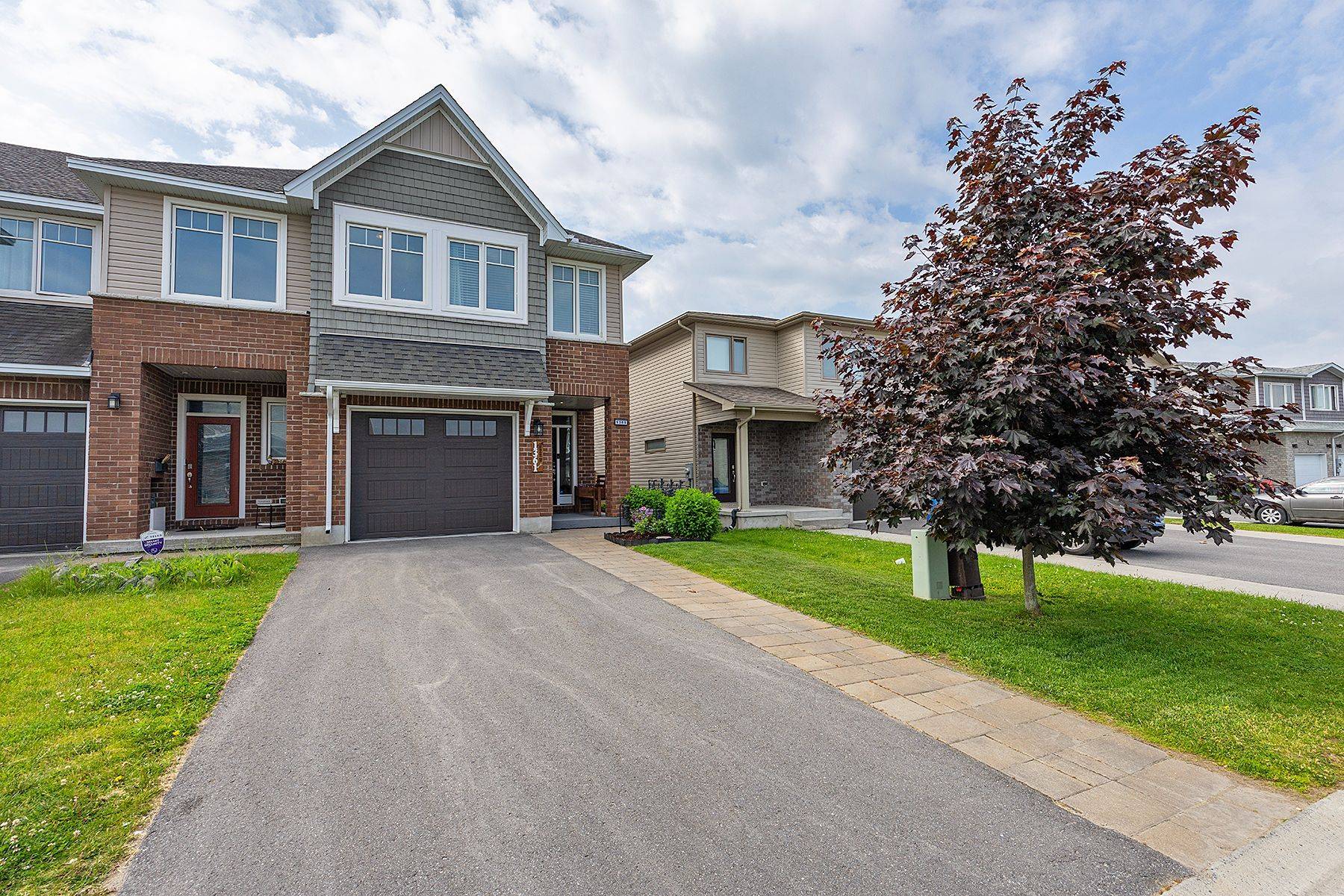 Kingston, ON K7P 0M6,1361 TREMONT DR