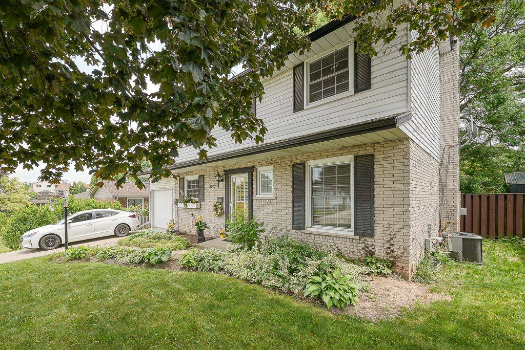 Woodstock, ON N4S 8E8,1142 BENNETT TER