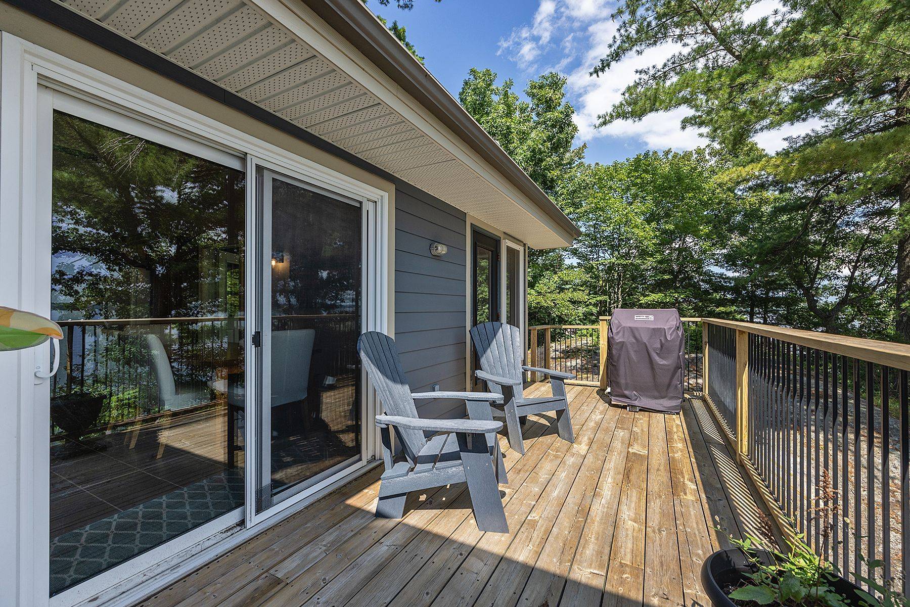 Leeds And The Thousand Islands, ON K0E 1V0,41 RIVERVIEW DR