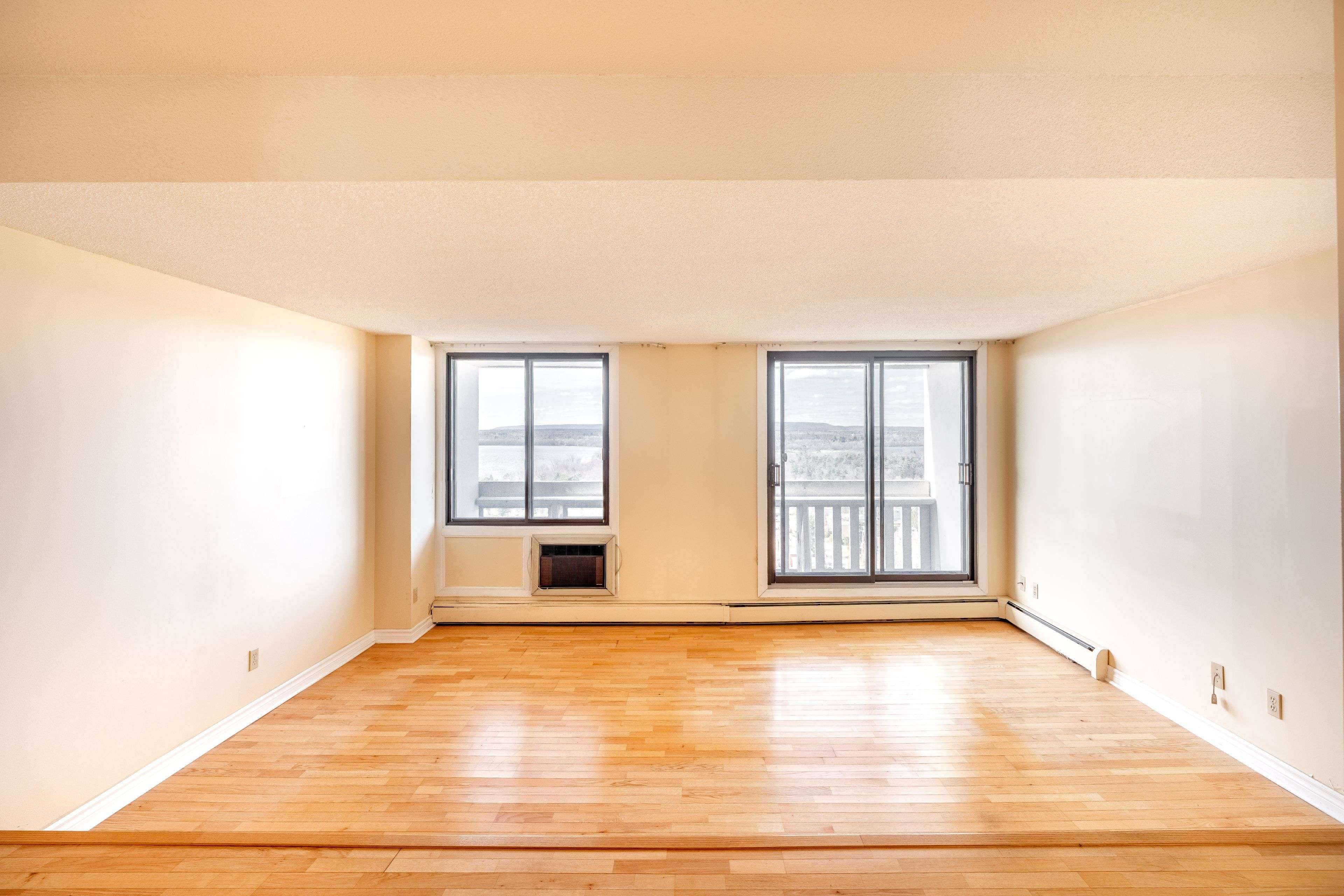 Britannia - Lincoln Heights And Area, ON K2B 8G5,415 Greenview AVE #1708