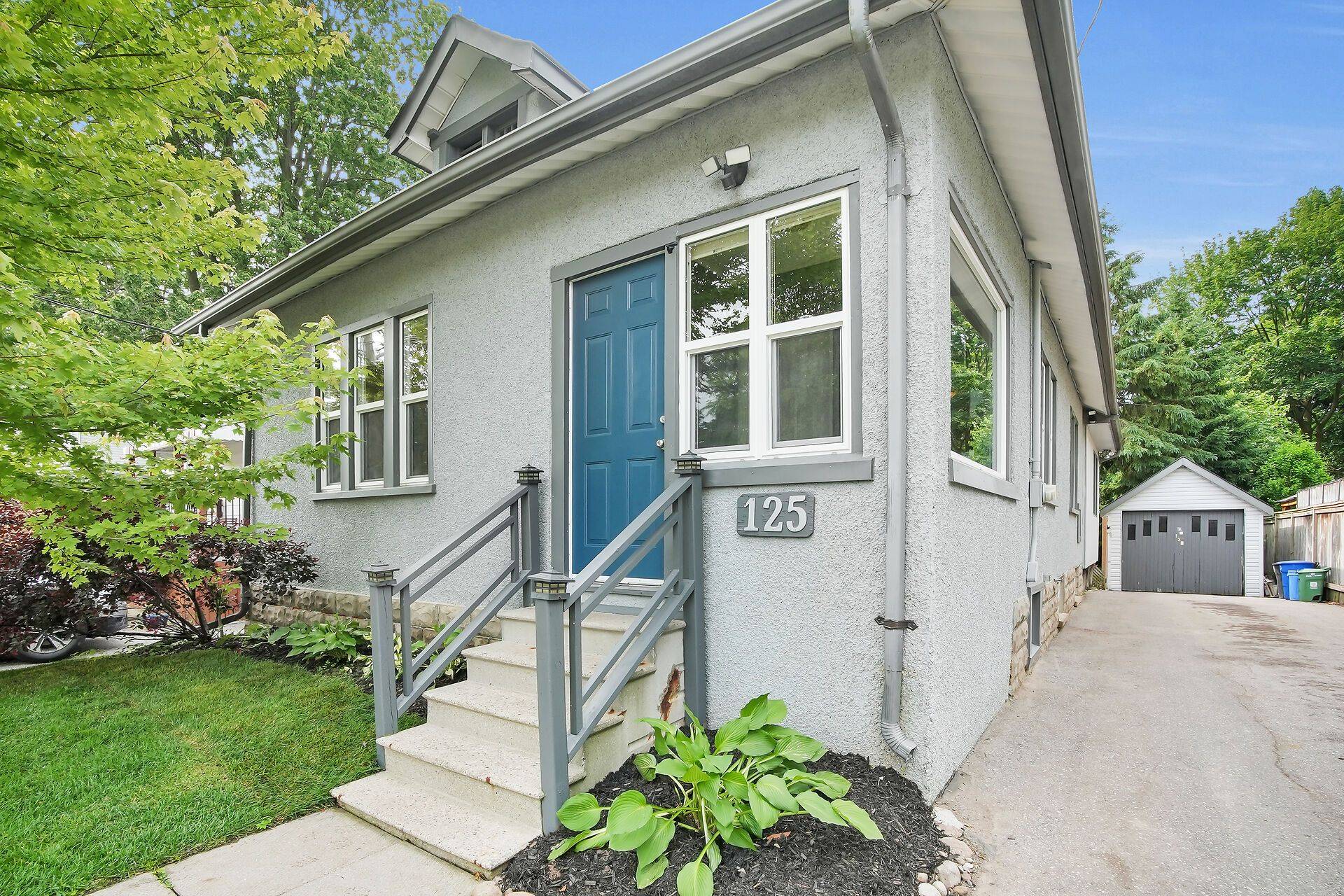 London South, ON N6C 1R3,125 Weston ST