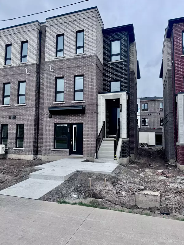 231 Burke ST, Hamilton, ON L8B 2A9