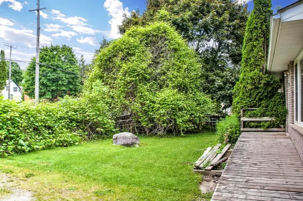 Meaford, ON N4L 1P8,10 Marshall ST E