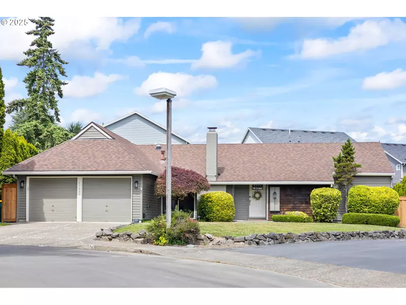 13355 SW CHIMNEY RIDGE CT, Tigard, OR 97223