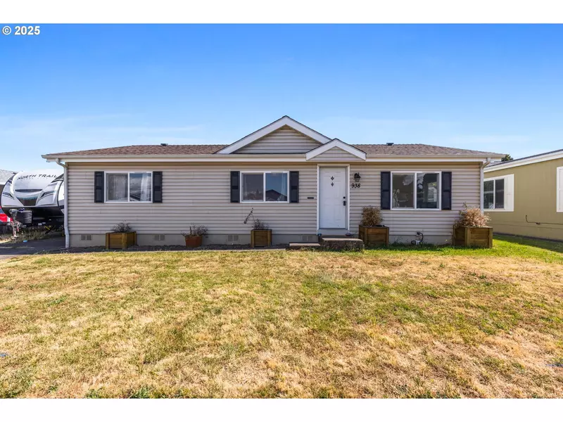 938 MAZAMA AVE, Lebanon, OR 97355