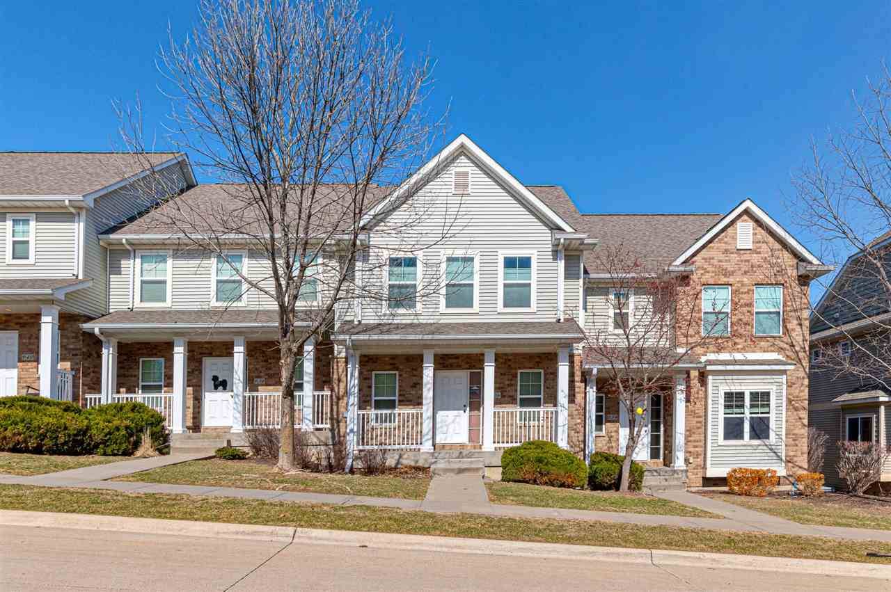 936 Ryan Ct, Iowa City, IA 52246