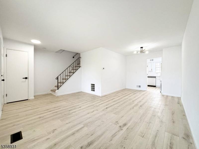 Mansfield Twp., NJ 07840,197 Riva Dr