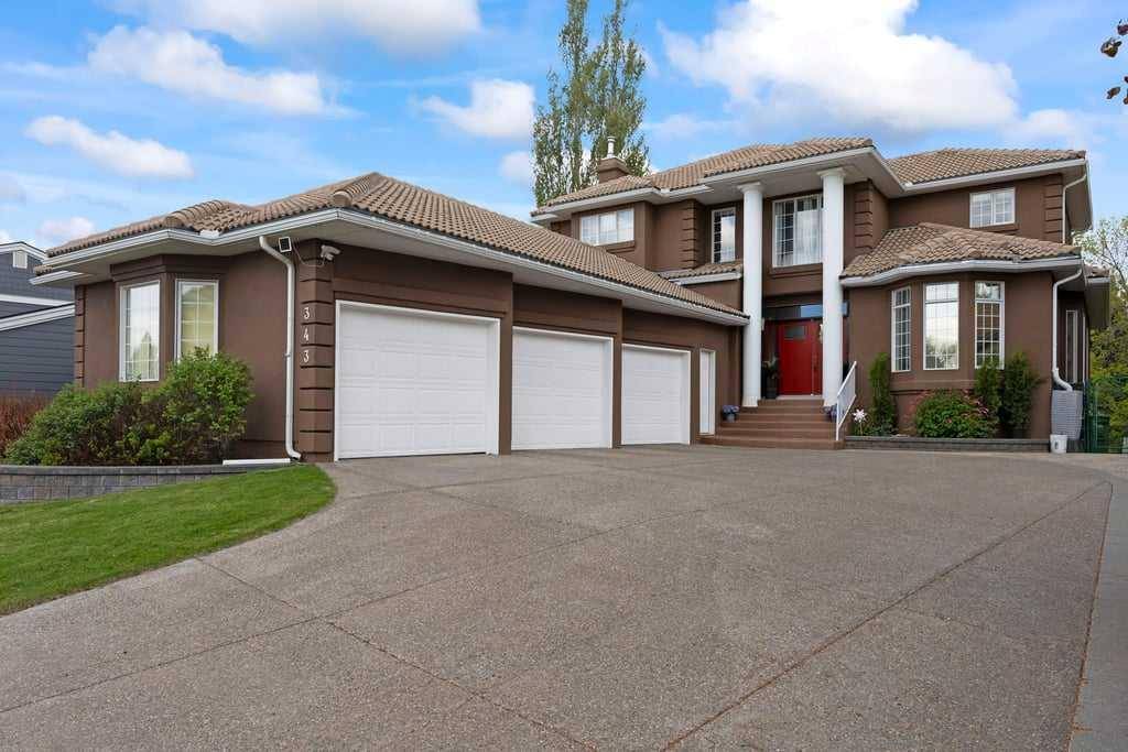Calgary, AB T2W 3B3,343 Candle PL SW