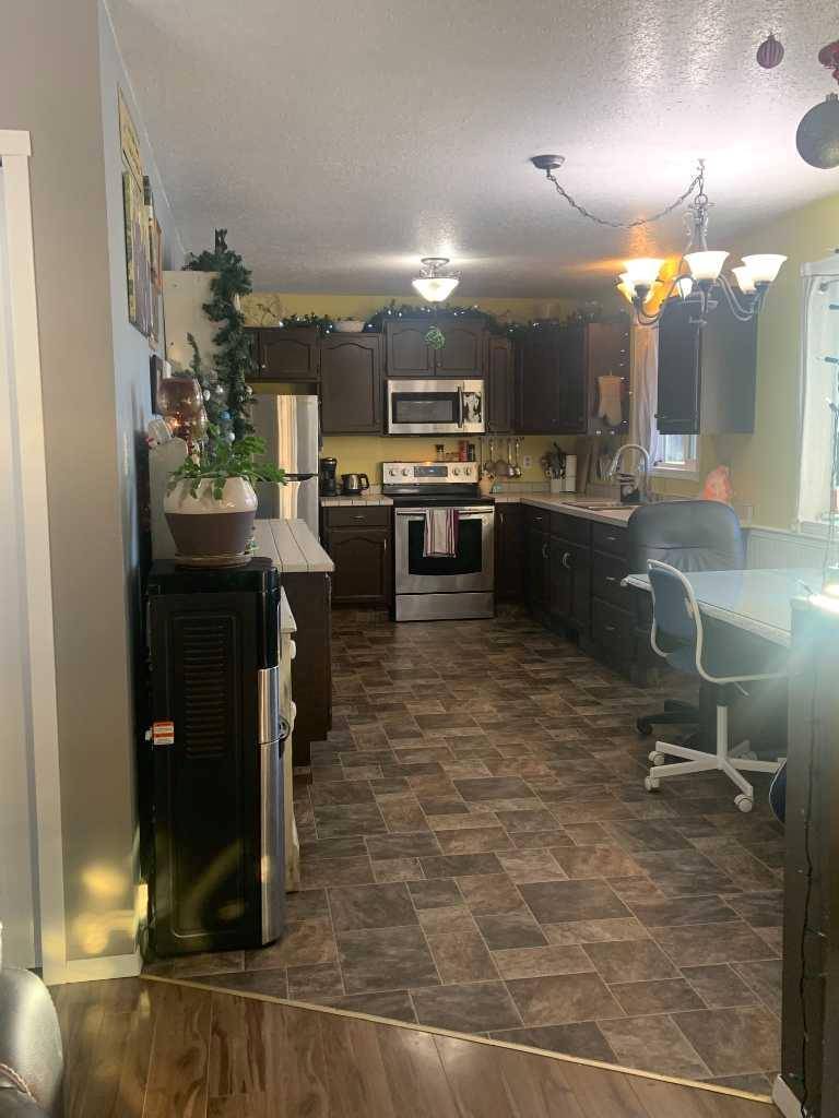 St. Walburg, SK S0M 2T0,134 4 ST E