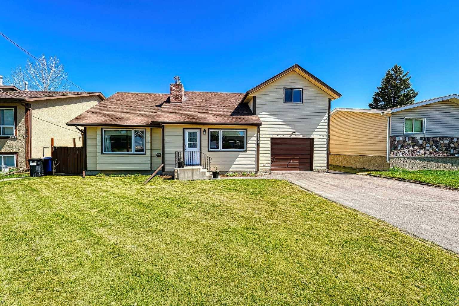 1705 16 ST, Didsbury, AB T0M 0W0