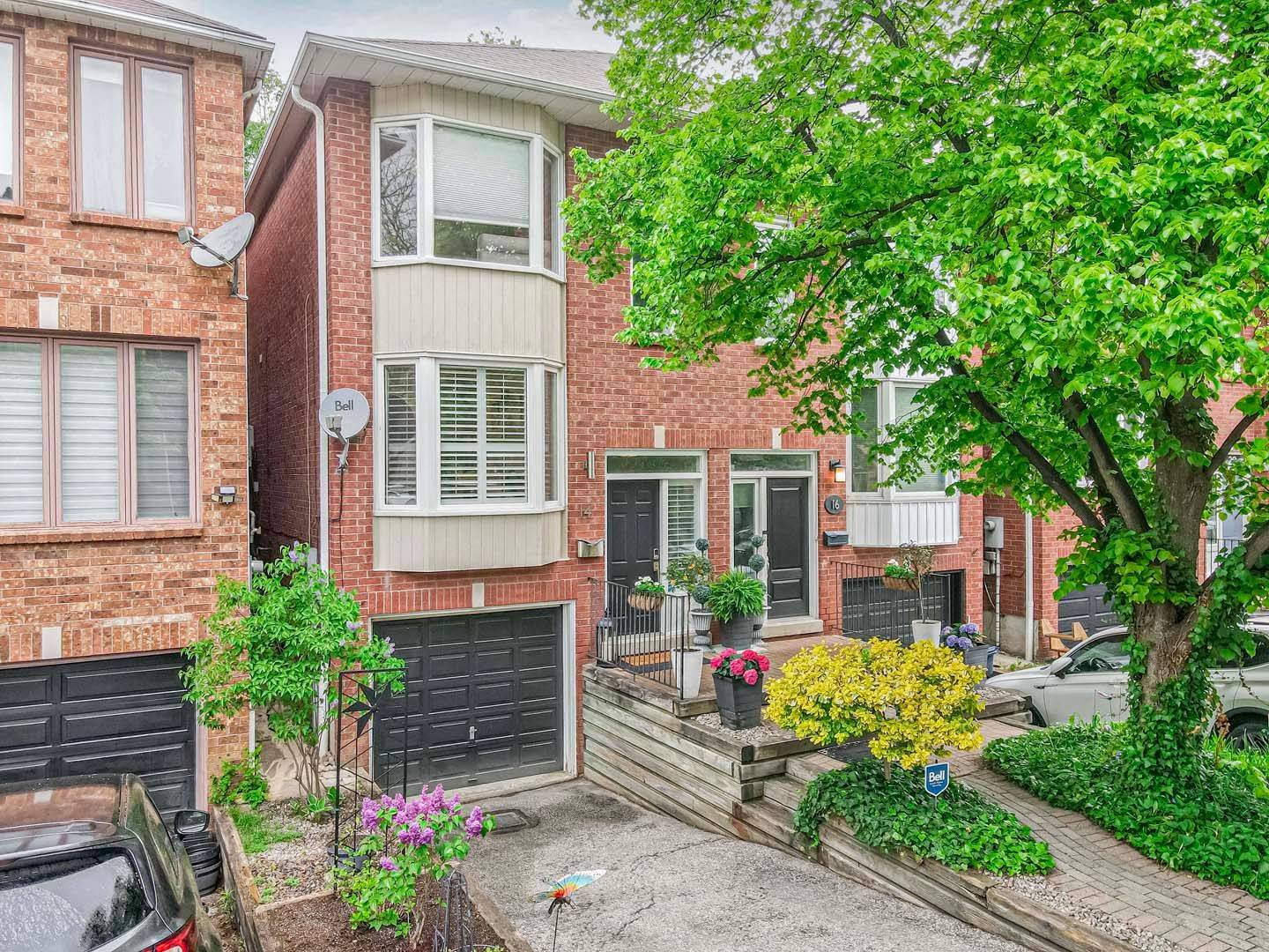 Toronto E02, ON M4L 3W4,14 Kellner CT
