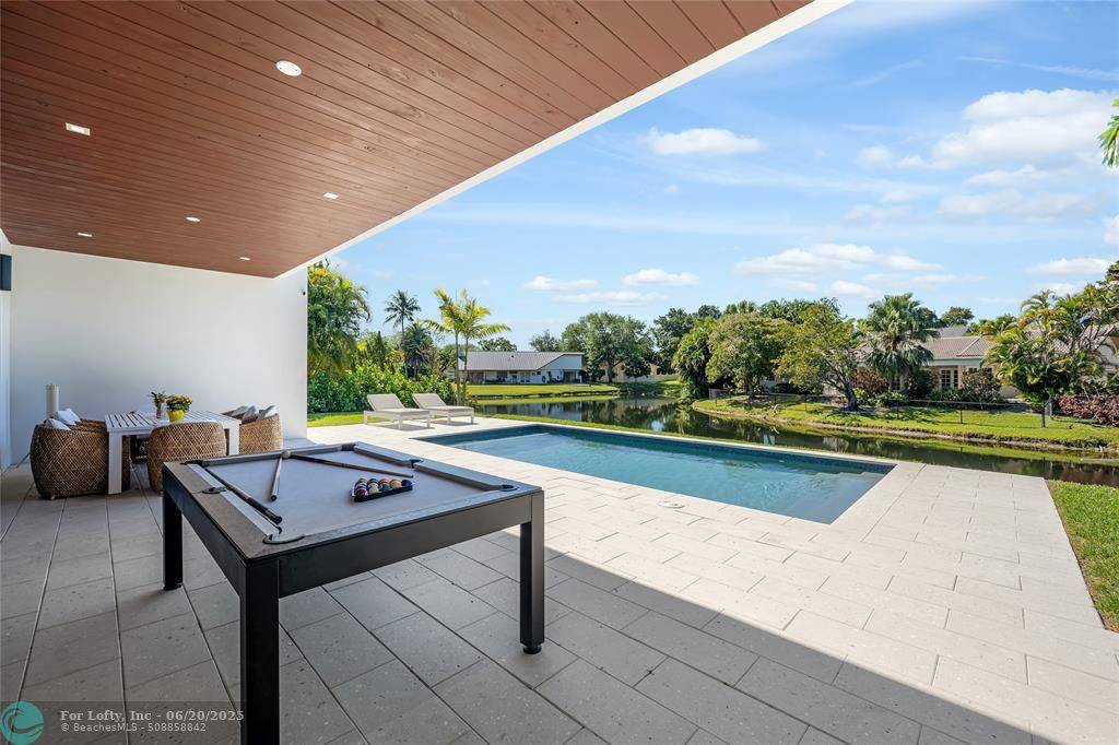 Plantation, FL 33324,1000 SW 93rd Ave