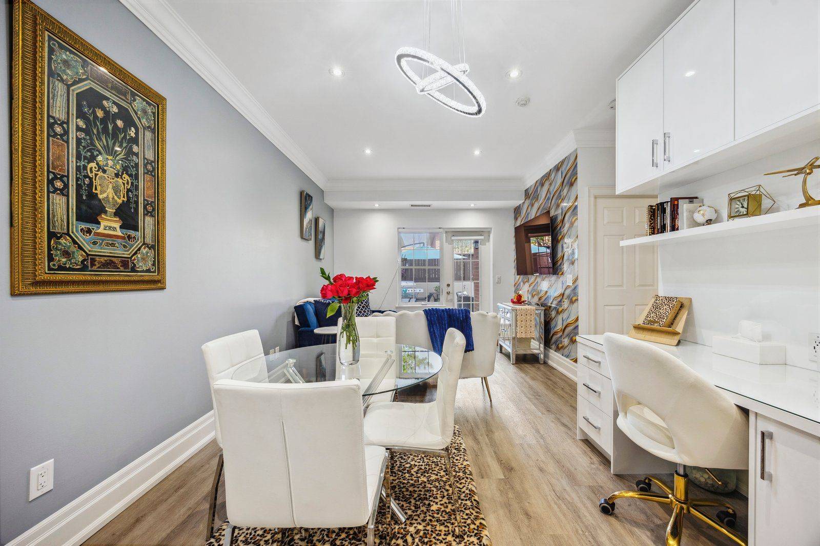 Vaughan, ON L6A 3Y5,9973 Keele ST #107