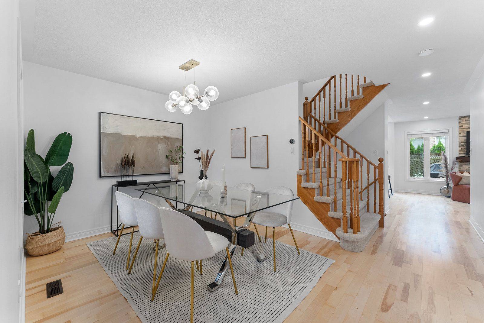 Newmarket, ON L3X 3B7,131 Mynden WAY