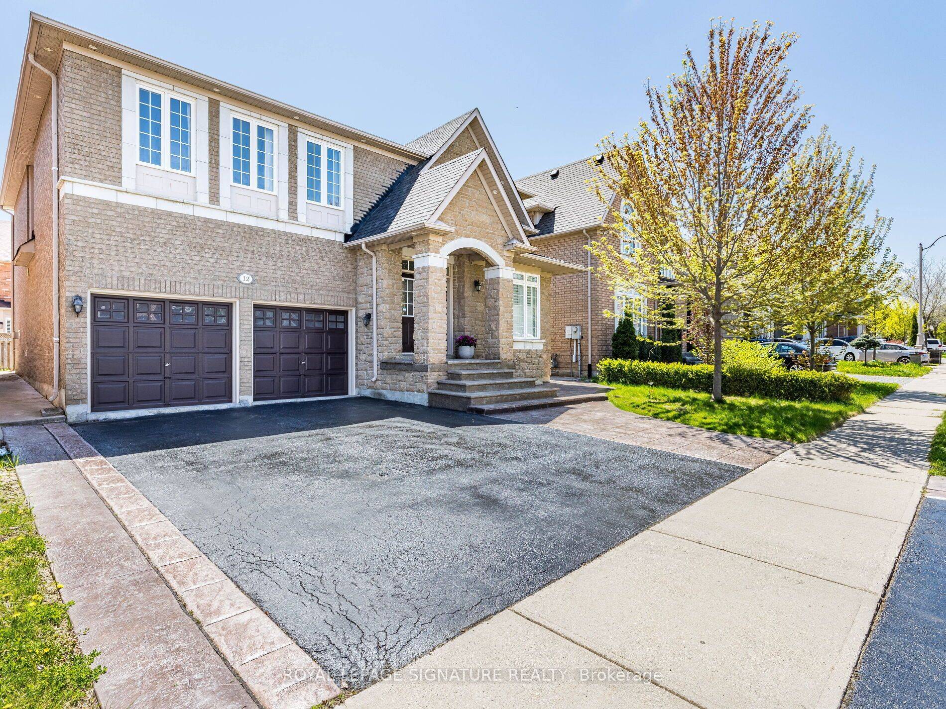 Brampton, ON L6R 2X9,12 Northface CRES