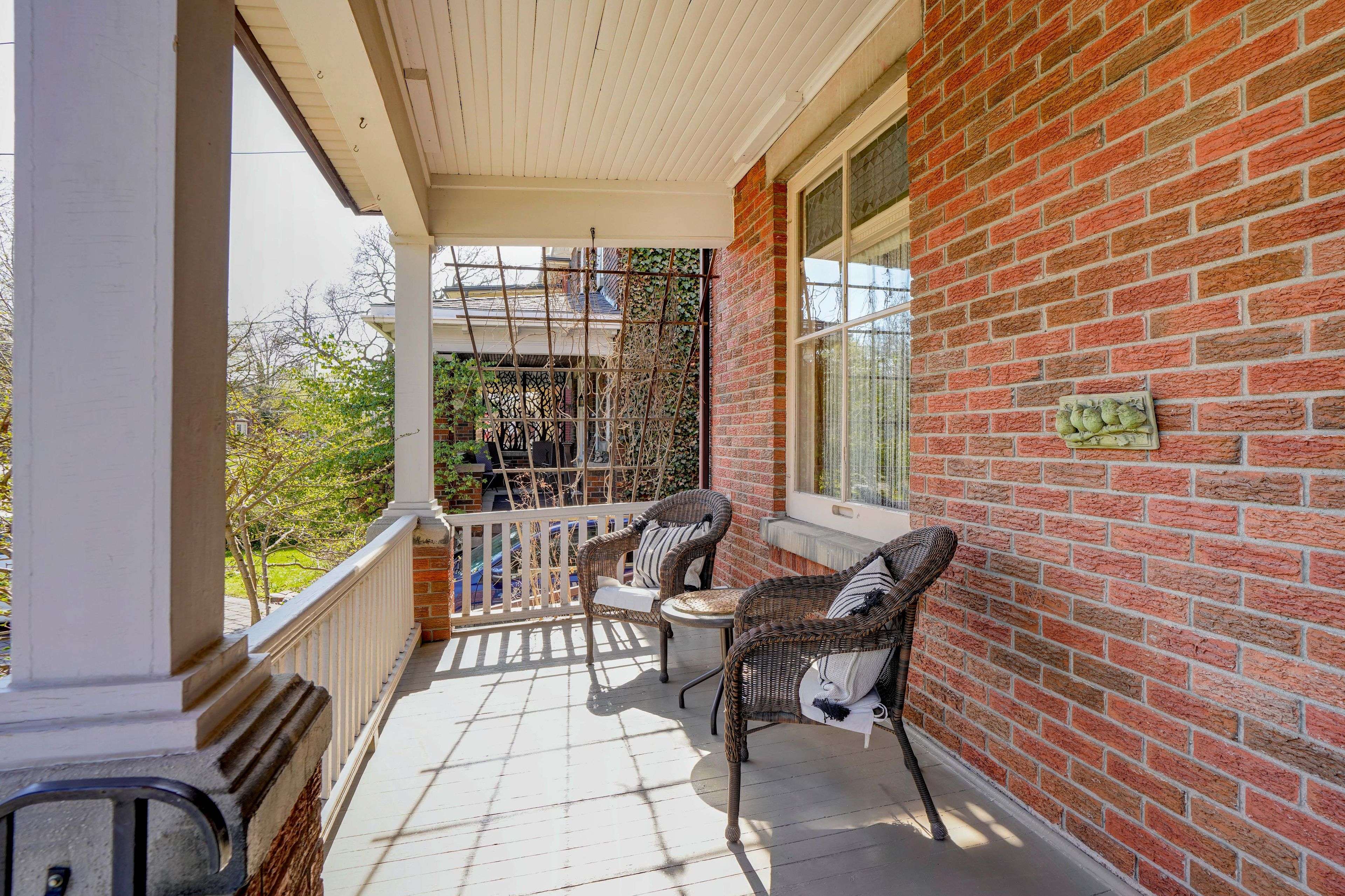 London South, ON N6C 1Z7,44 Windsor AVE