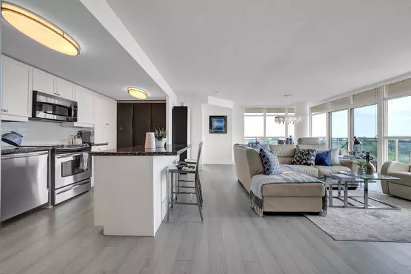 Whitby, ON L1N 0G4,1600 Charles ST #1012