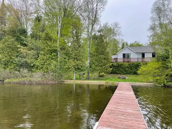 Highlands East, ON K0L 3C0,1091 Brenholm LN