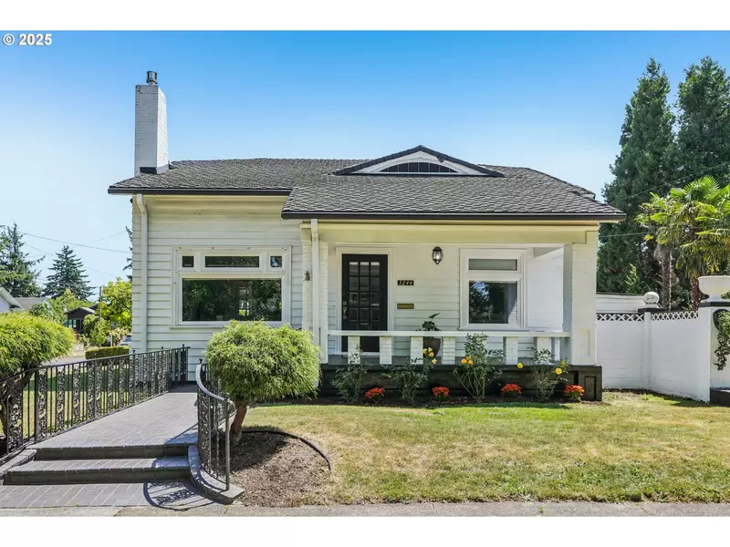 3244 NE 64TH AVE, Portland, OR 97213
