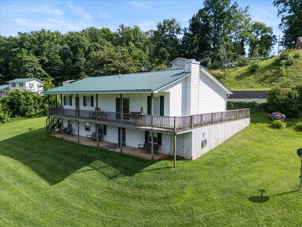 Abingdon, VA 24211,22233 Driftwood Lane