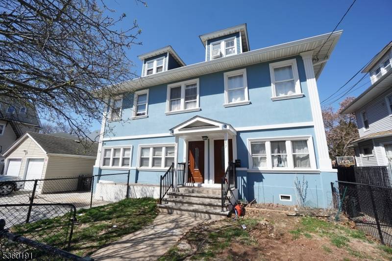 257 Lincoln Ave, Elizabeth City, NJ 07208