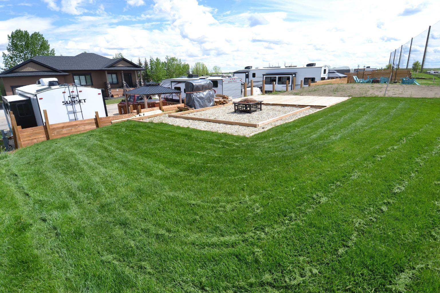 Rural Red Deer County, AB T0M 1R0,25054 South Pine Lake RD #6145