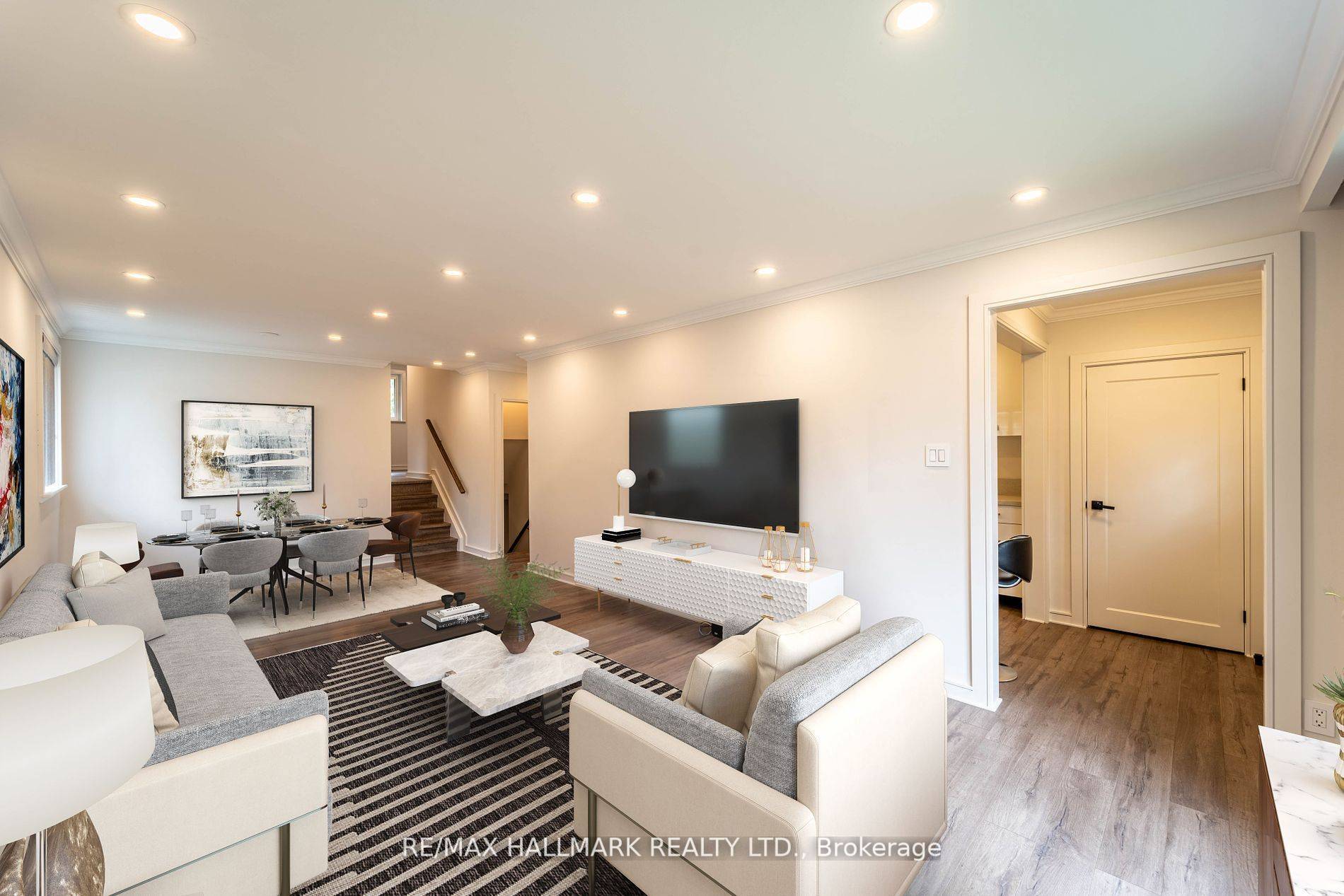 Toronto C15, ON M2H 1M8,52 Drysdale CRES