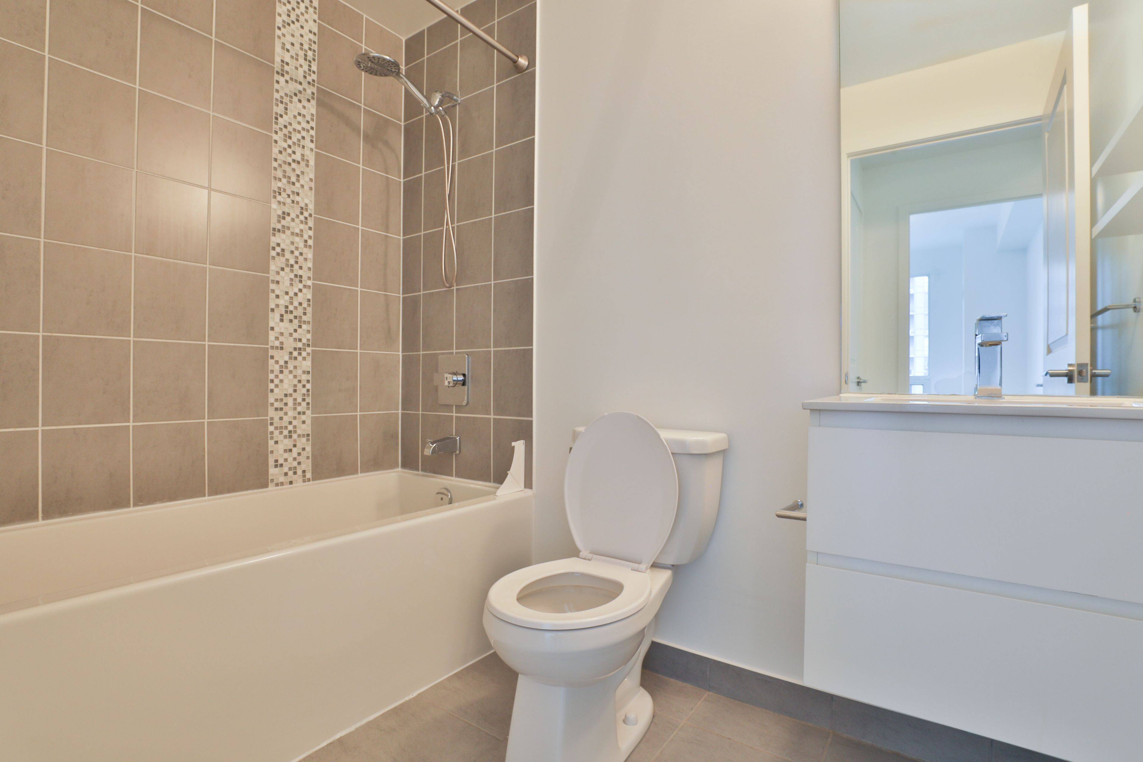 Toronto E05, ON M1T 0A5,195 Bonis AVE #1213