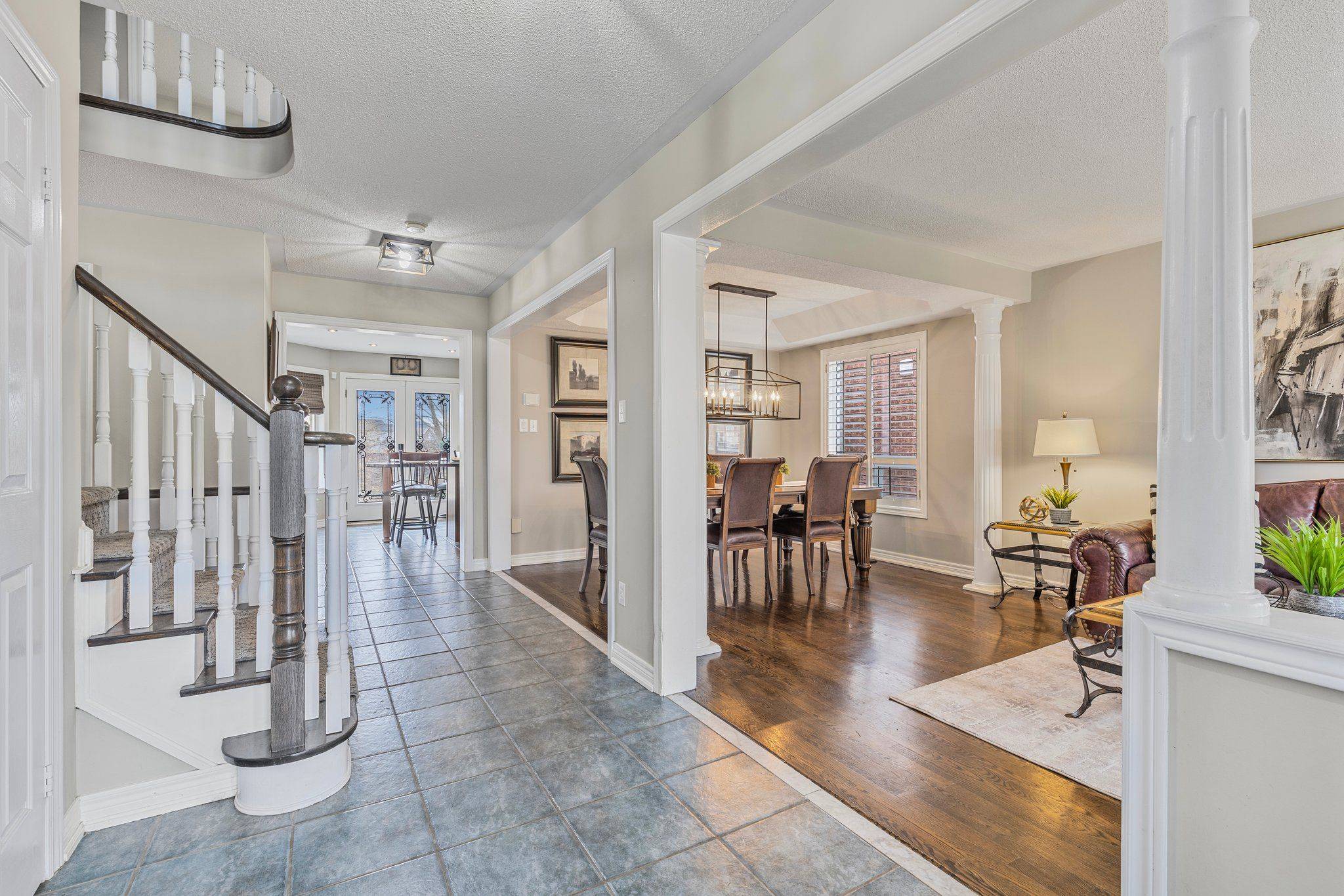 Georgina, ON L4P 3S2,53 Fairwood DR