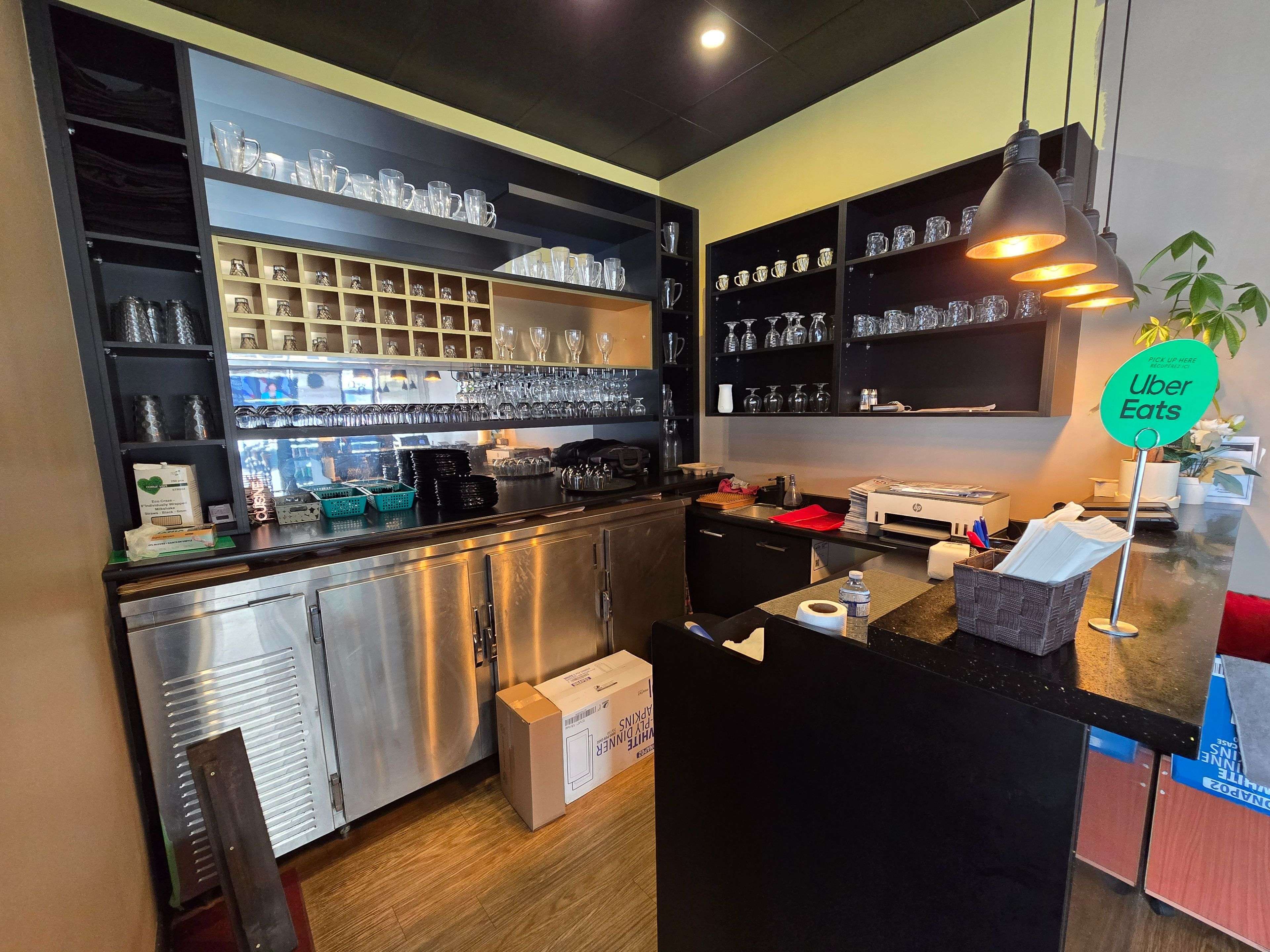Newmarket, ON L3Y 8C9,18025 Yonge ST #1