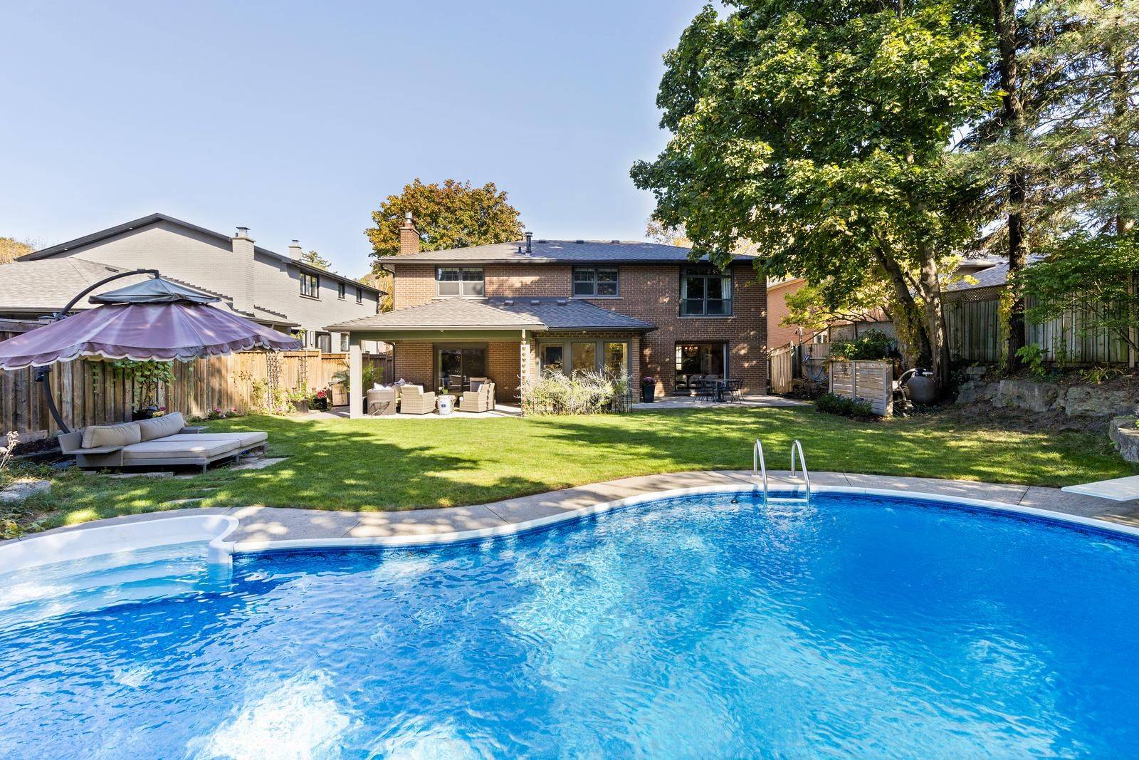 Mississauga, ON L5H 2W6,1404 Tecumseh Park DR