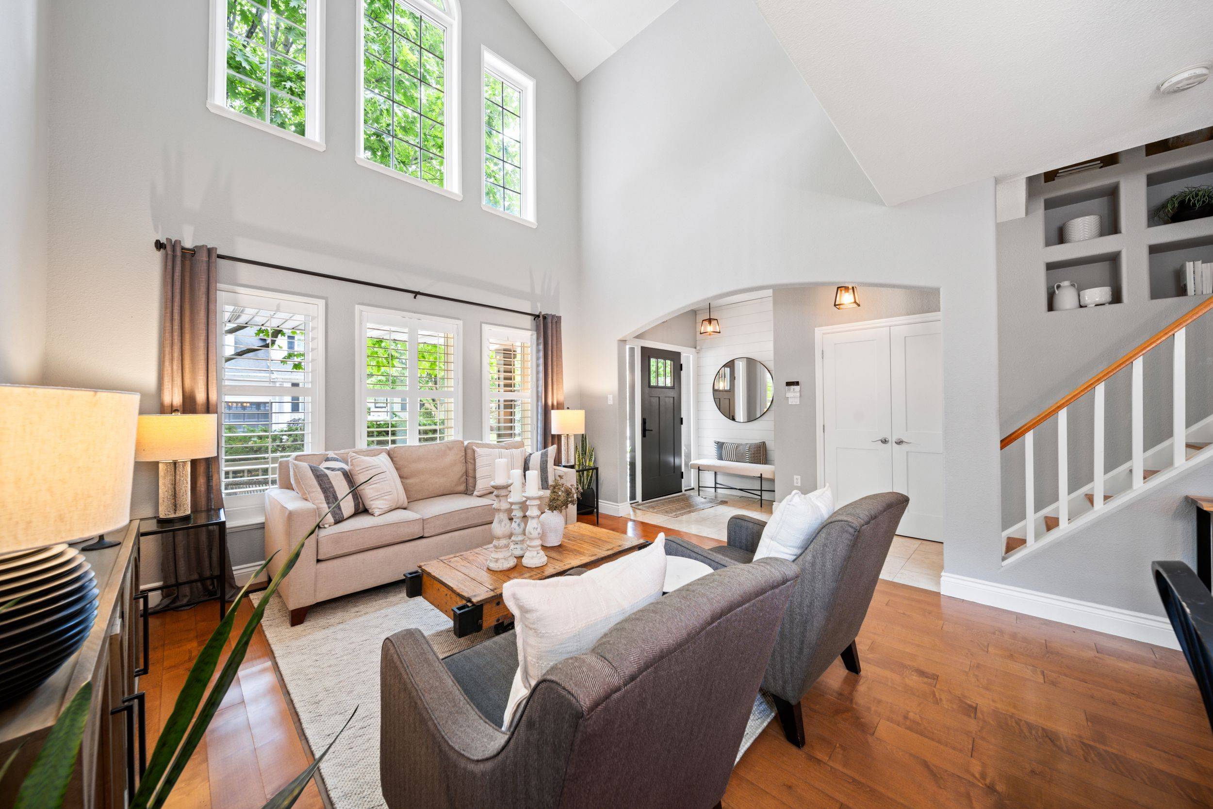 Burlington, ON L7L 6M7,2051 Oak Grove PL