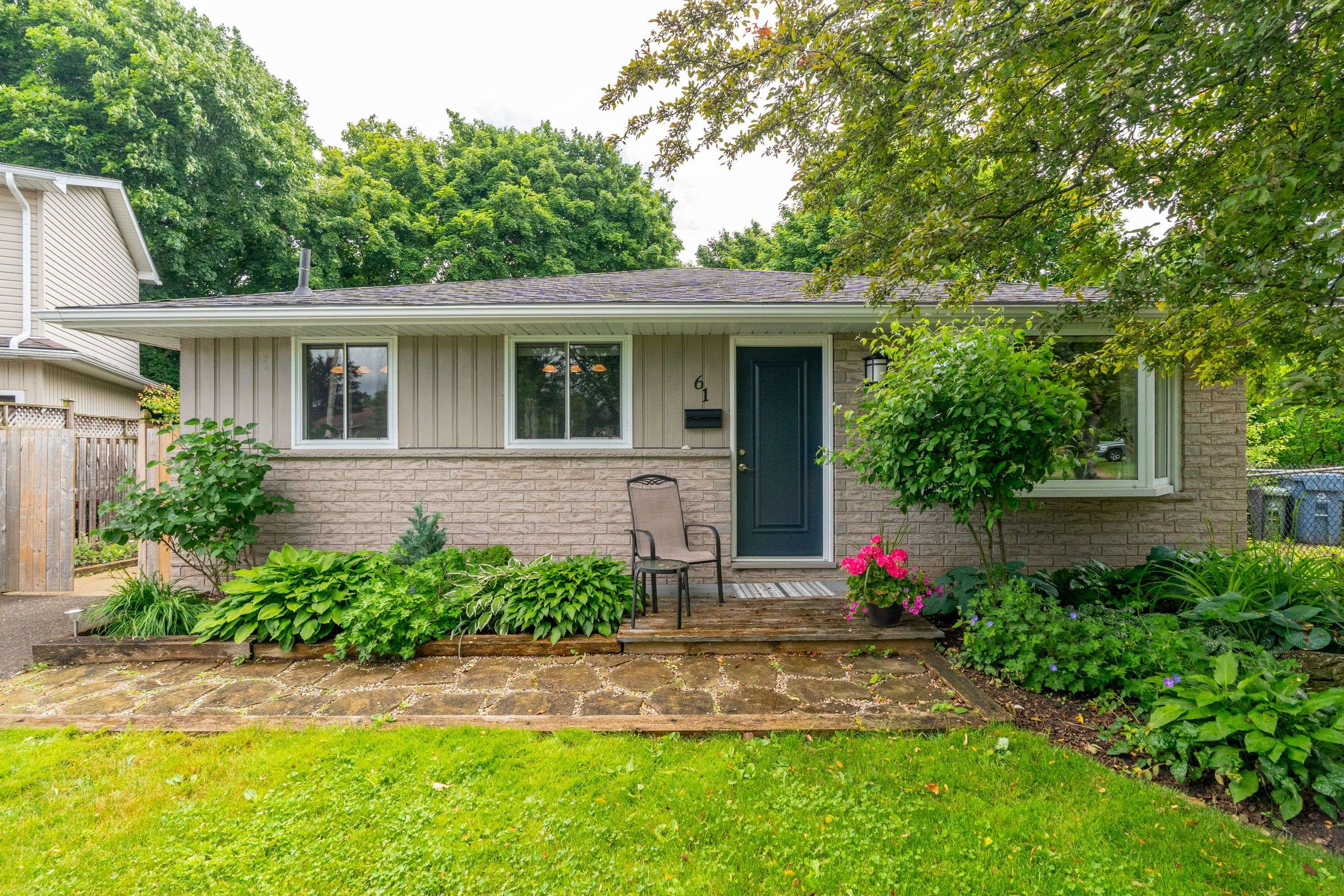 Guelph, ON N1E 6J4,61 Mcilwraith CRES