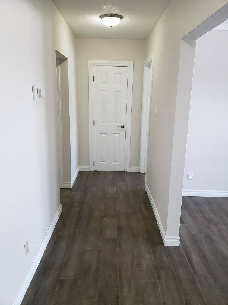 Centre Wellington, ON N1M 1T4,360 Queen ST E #15