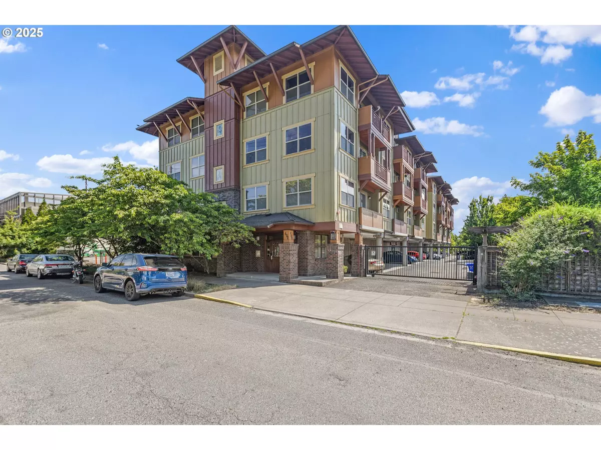 Portland, OR 97220,400 NE 100TH AVE #107