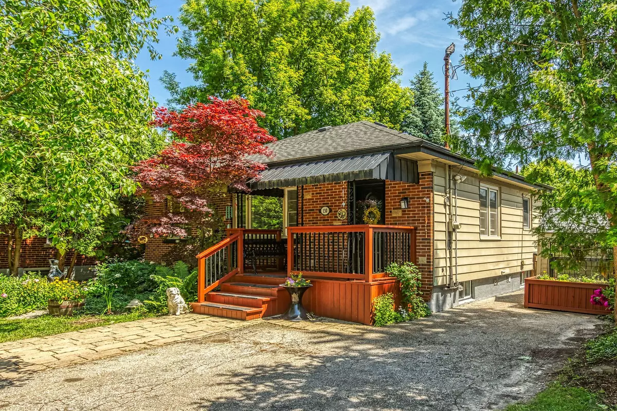 Hamilton, ON L9H 1M3,130 York RD