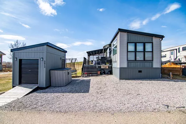 25054 South Pine Lake RD #5013, Rural Red Deer County, AB T0M 1R0