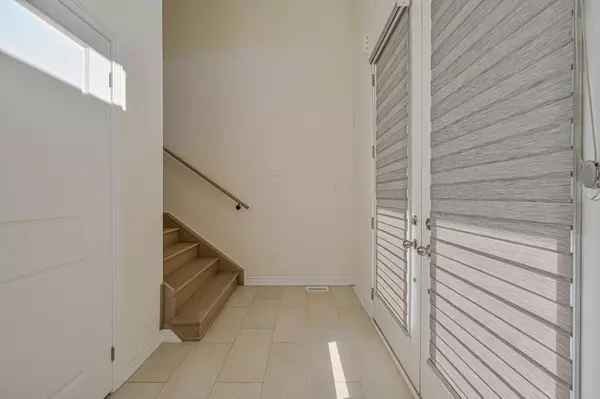 Wasaga Beach, ON L9Z 0L3,8 Beatrice DR