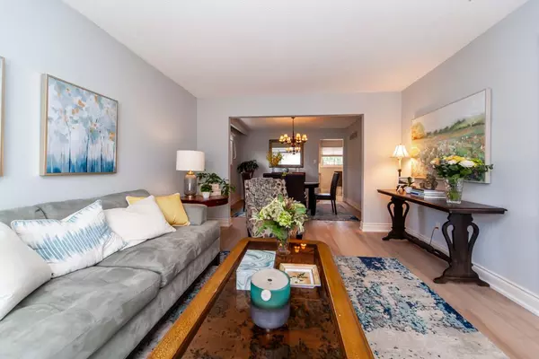 Mississauga, ON L5B 2L3,2589 Trident AVE