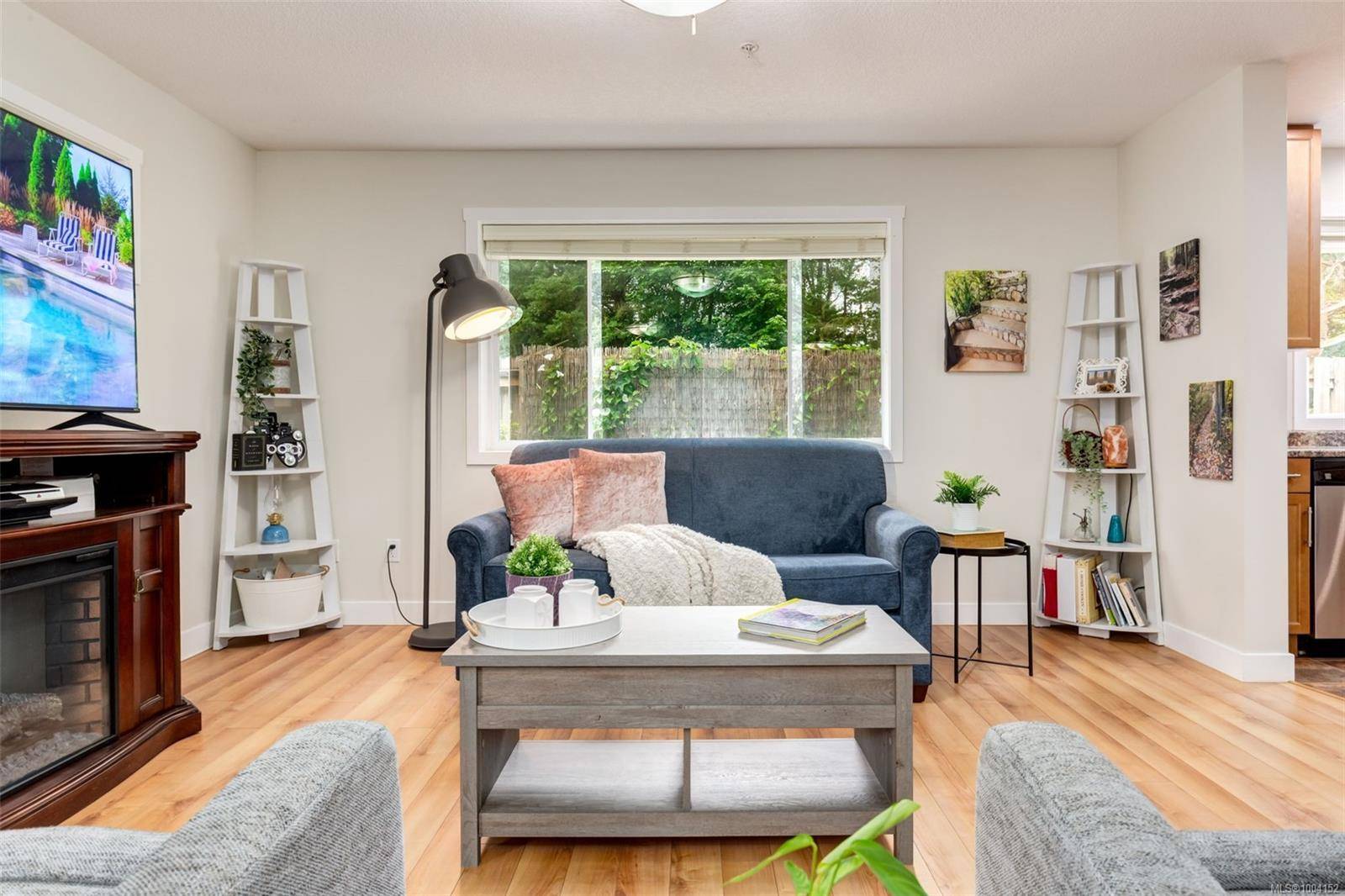 Nanaimo, BC V9R 6K8,504 Gardasan Way