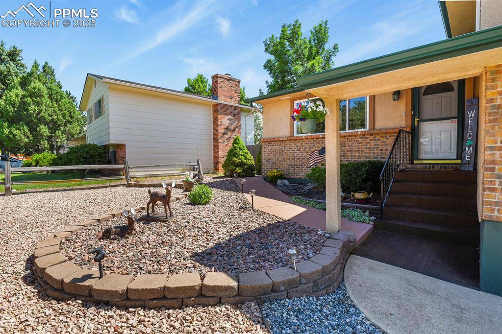 Colorado Springs, CO 80918,6028 Copper Mountain DR