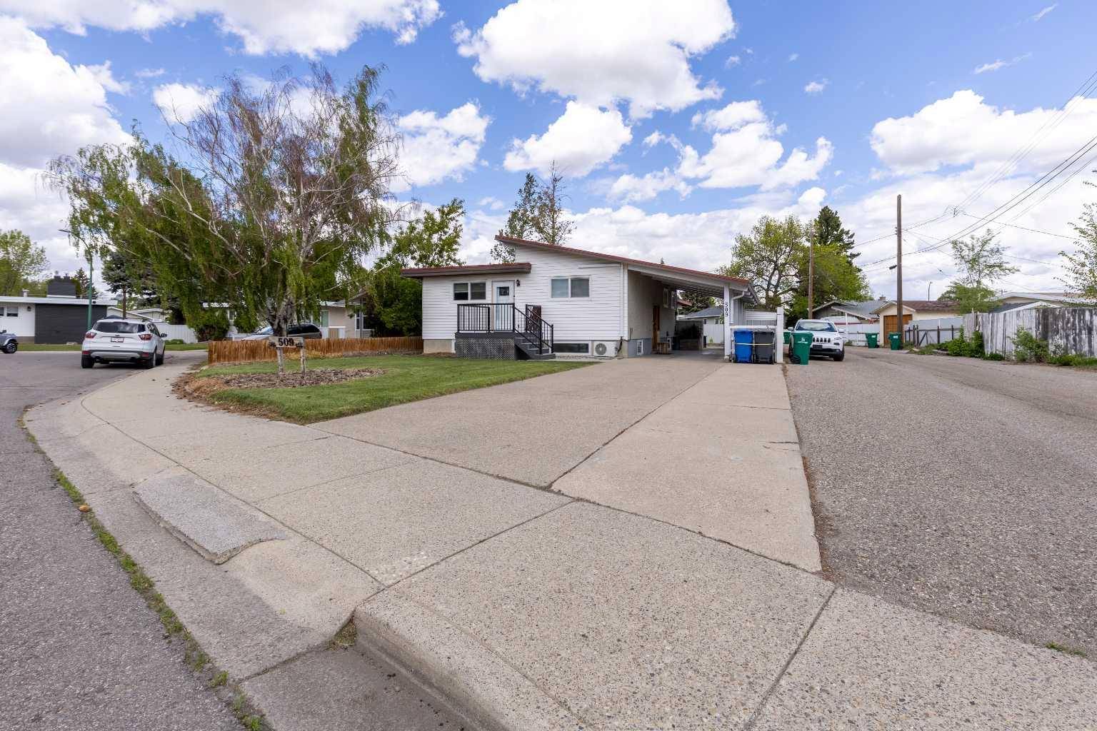 Lethbridge, AB T1H 3W6,509 26A ST N