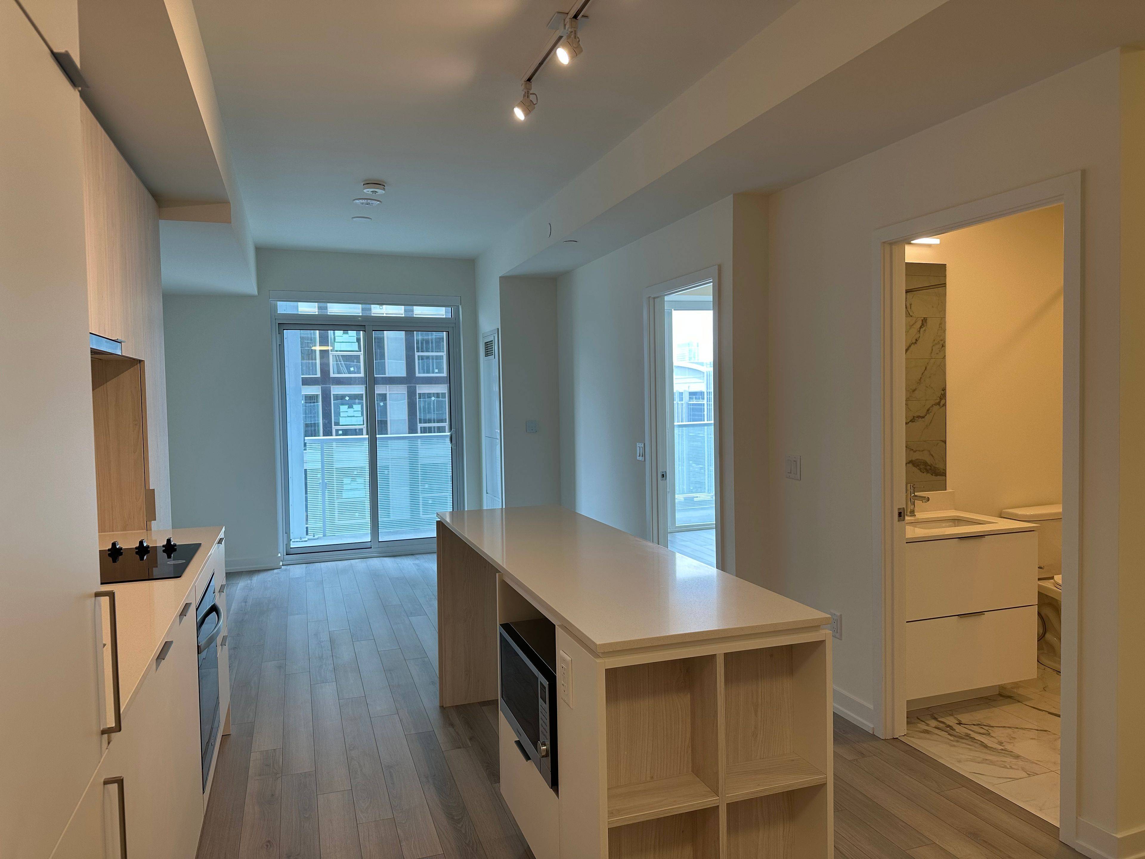 Toronto C08, ON M5C 0B7,89 CHURCH ST #3102