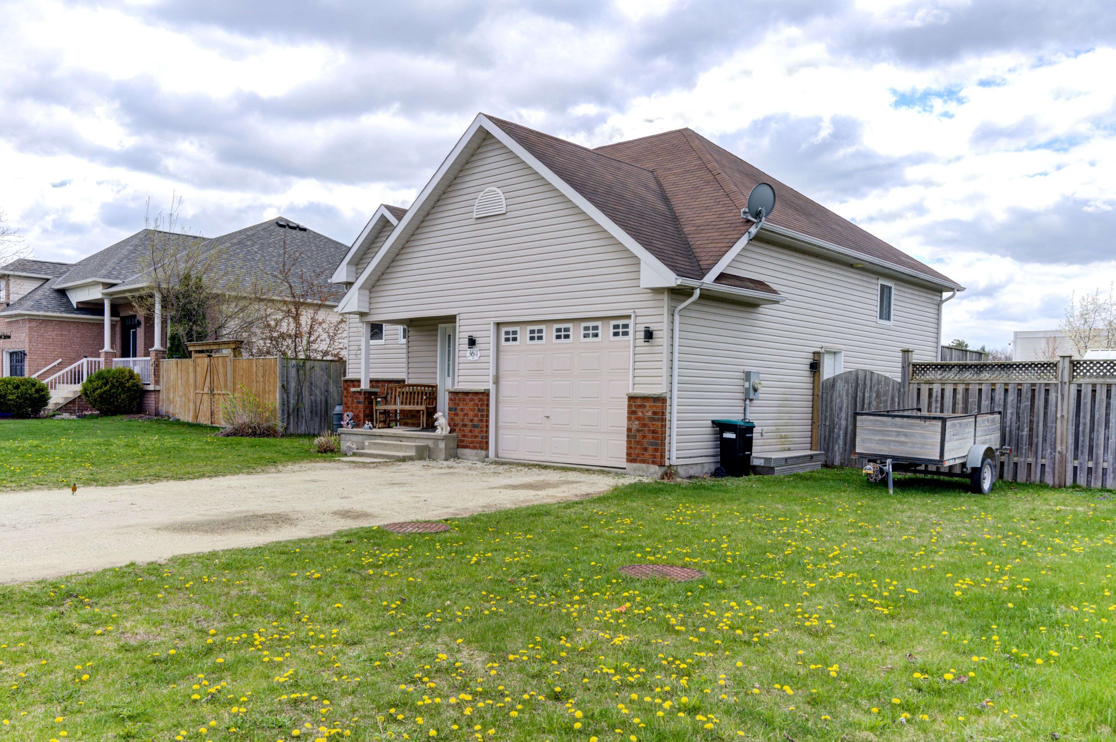 Wasaga Beach, ON L9Z 3B2,36A Meadowlark BLVD